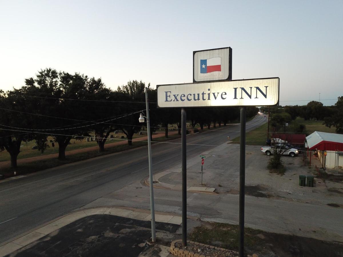 Executive Inn San Saba Eksteriør billede