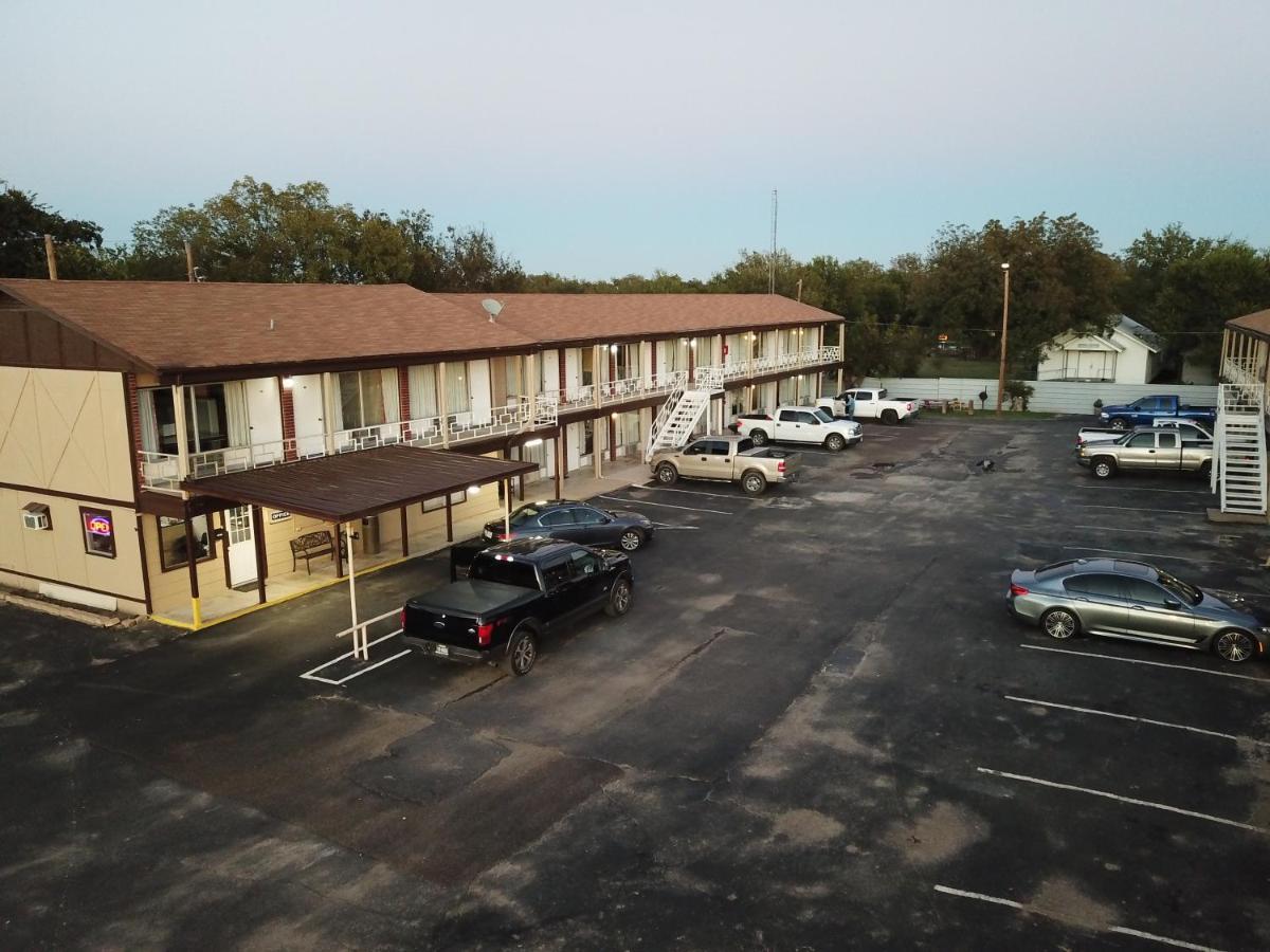 Executive Inn San Saba Eksteriør billede